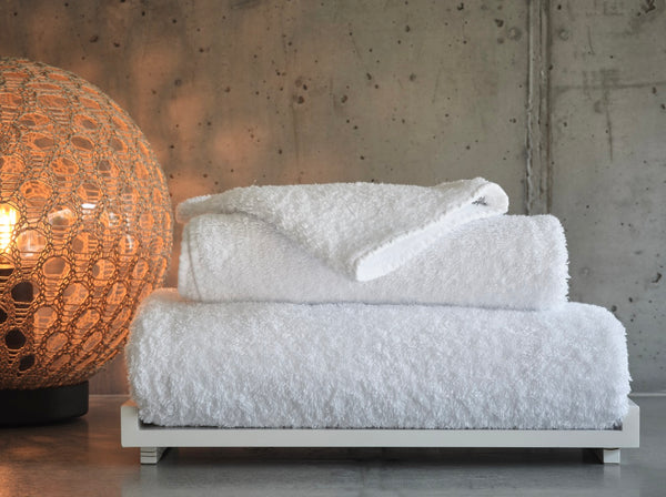 Photo of the Super Pile | Bath Towel ensemble.