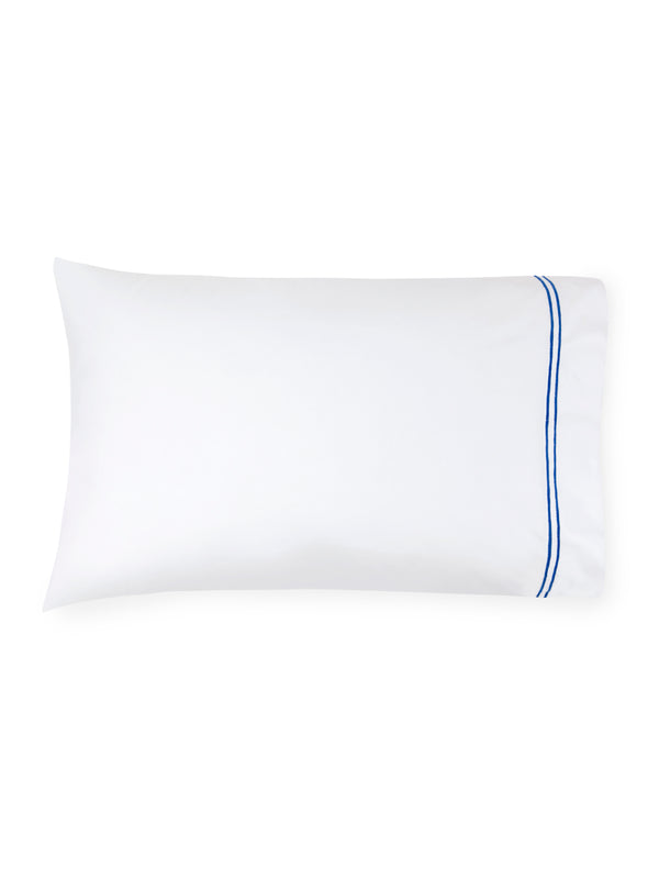 Photo of the Grande Hotel | Pillowcase, Pair ensemble.