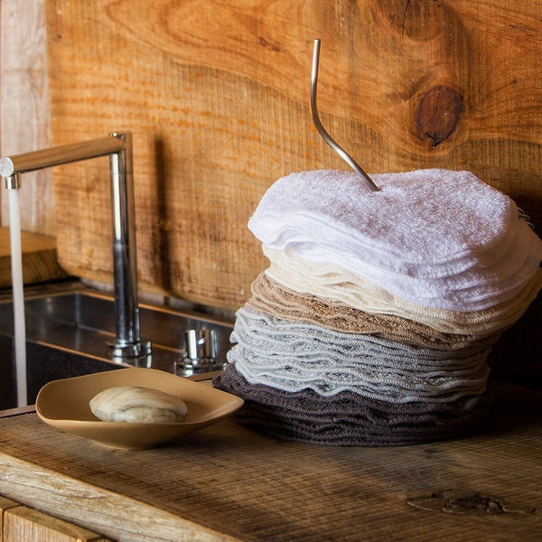 Photo of the Super Pile Guest Towel Legend ensemble.