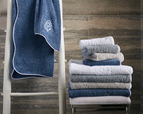 Image of Matouk Cairo Wave towels