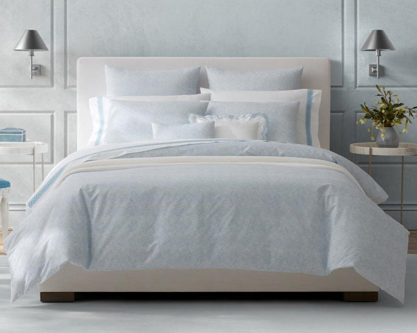 Matouk Duma Diamond bed.