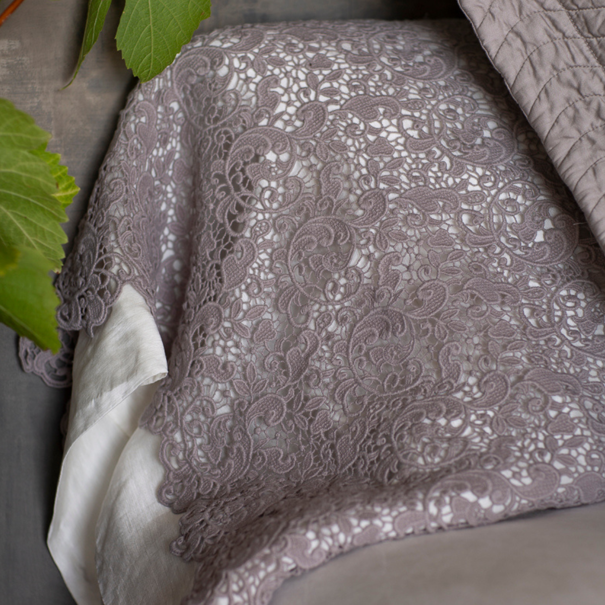 Allora Lace