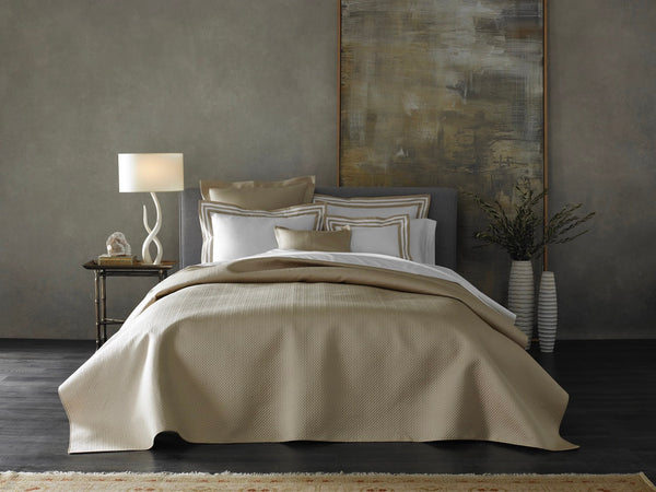 Matouk Alba bed