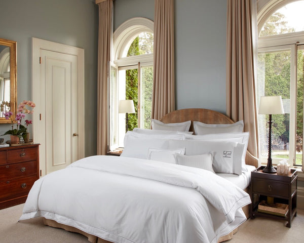 Matouk Ansonia bed.