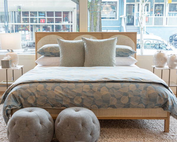 Photo of the Ontano Jacquard Clearance | Bedding ensemble.