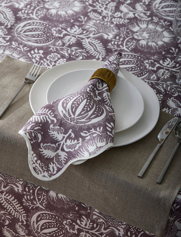 Matouk Granada Table Linens