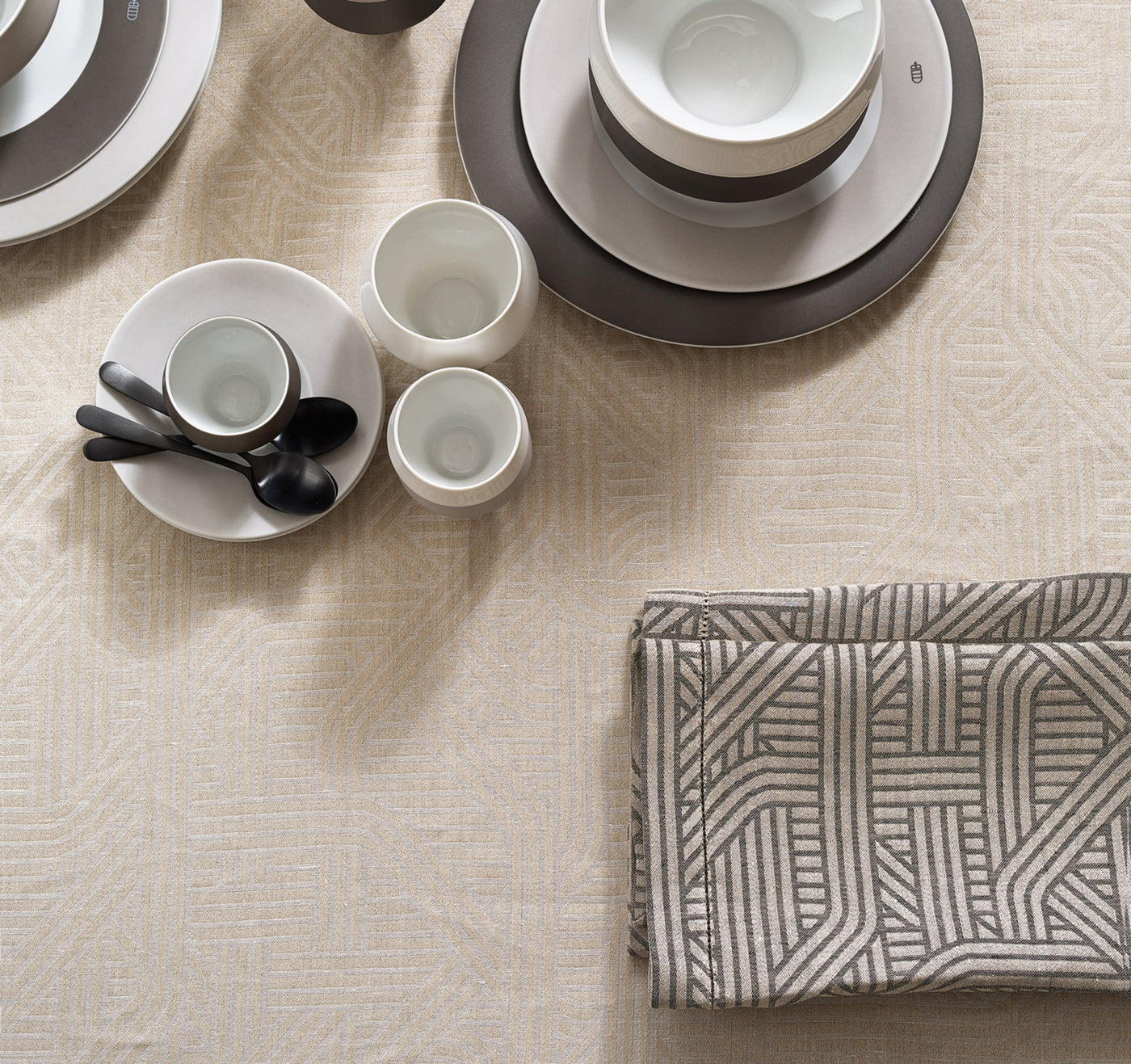 Metro | Table Linens