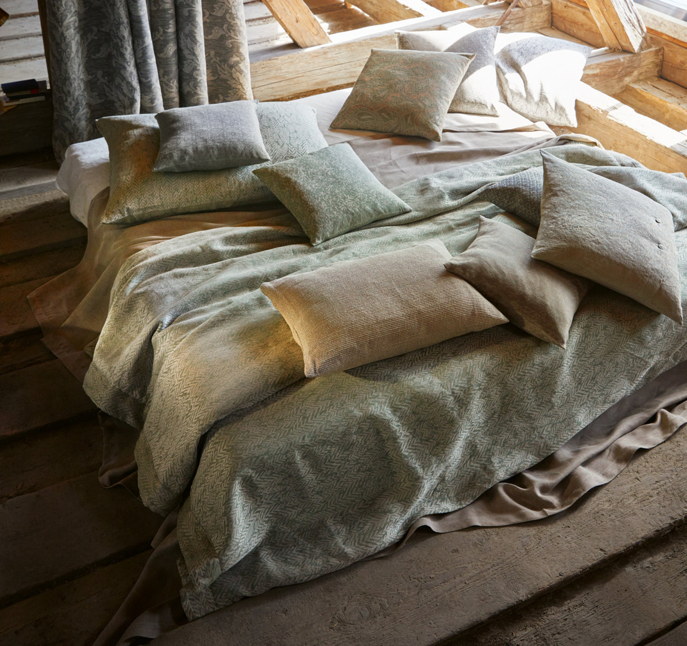 Ngutu | Table Linens