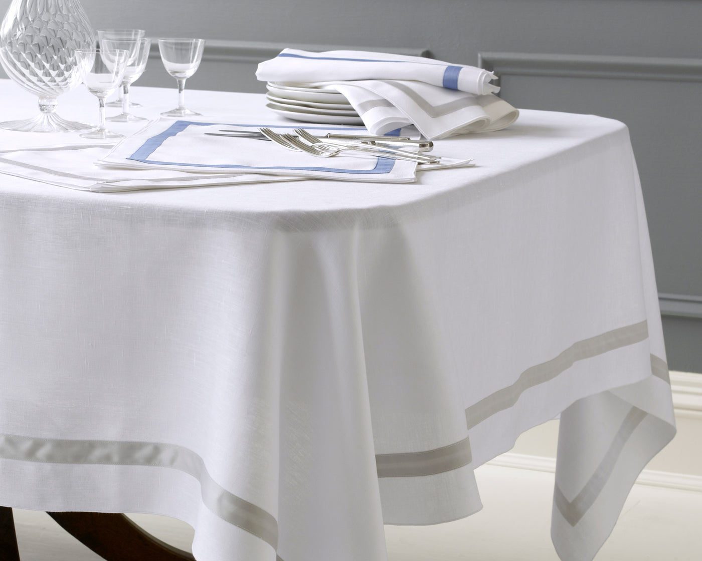 Lowell Table Linens