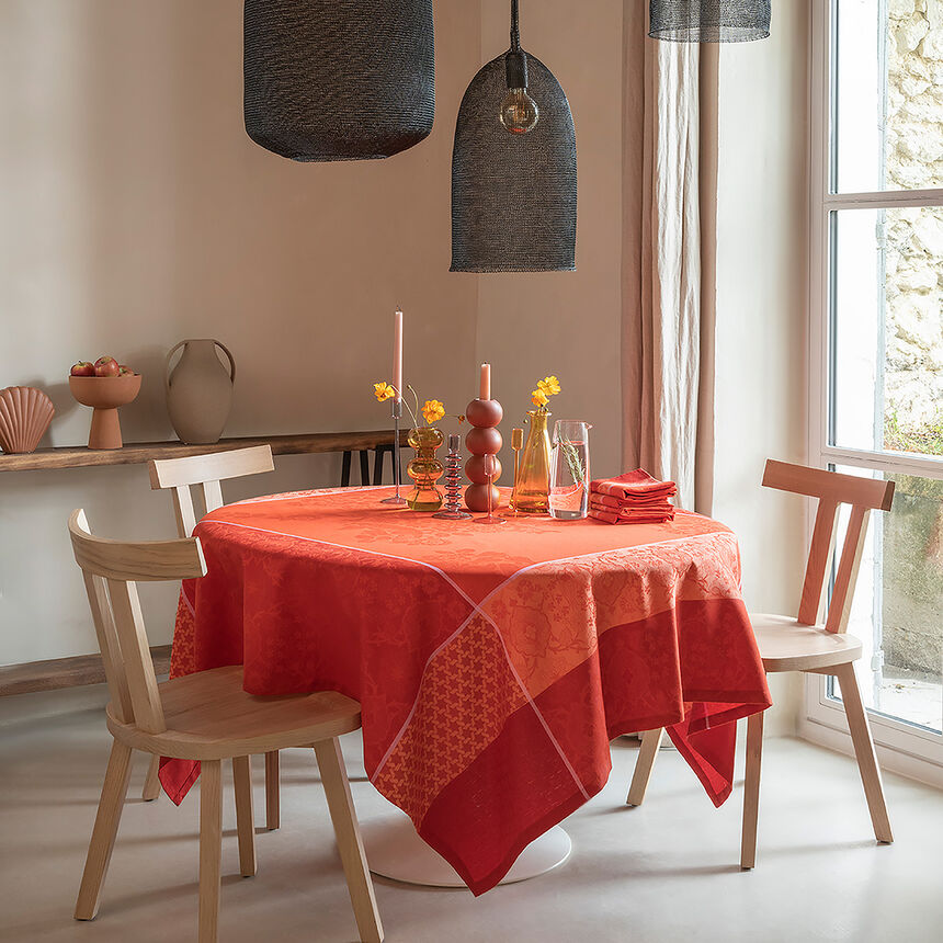 Voyage Iconique | Table Linens