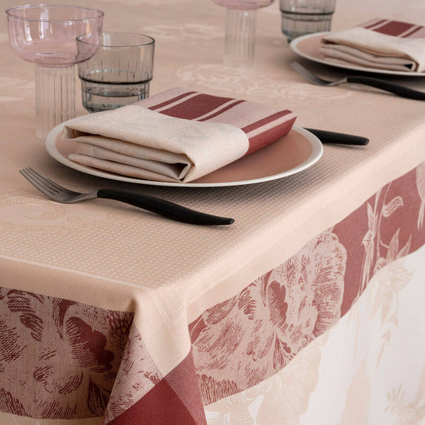 Photo of the À la Française | Table Linens ensemble.