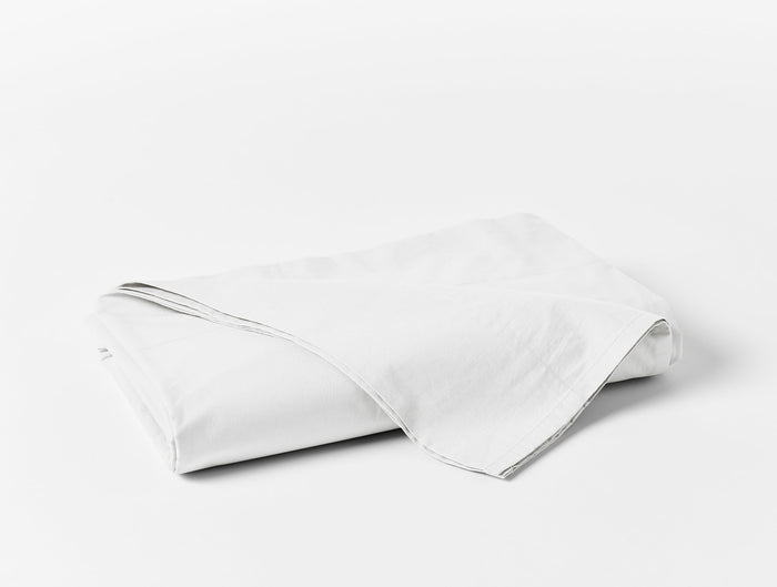 Photo of the Refined Percale | Flat Sheet ensemble.