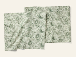 Photo of the Balboa Print | Table Runner ensemble.
