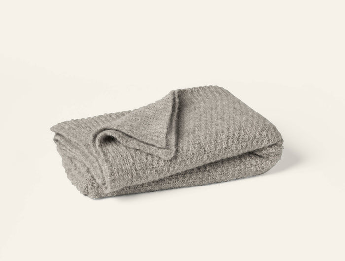 Photo of the Cordillera Alpaca Cotton Knit | Throw ensemble.