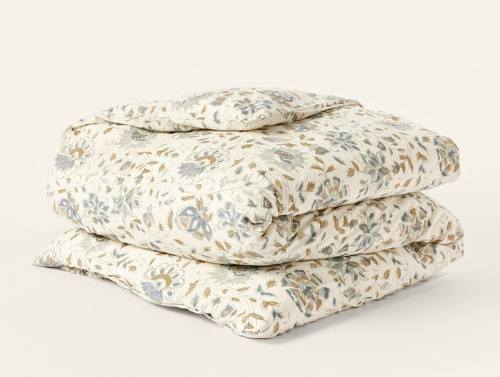 Photo of the Flora Print | Duvet Cover ensemble.