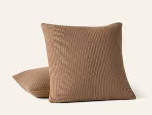 Photo of the Linea Knit | Decorative Pillow ensemble.