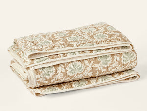 Photo of the Robles Handstitched | Quilt ensemble.