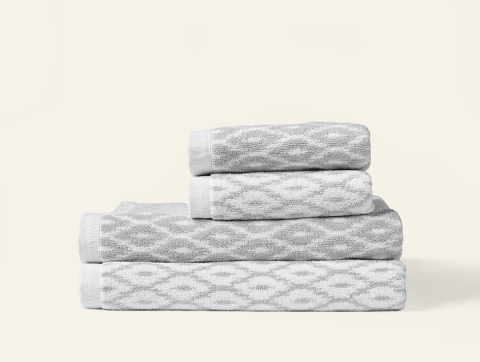 Photo of the Stinson | Bath Set ensemble.