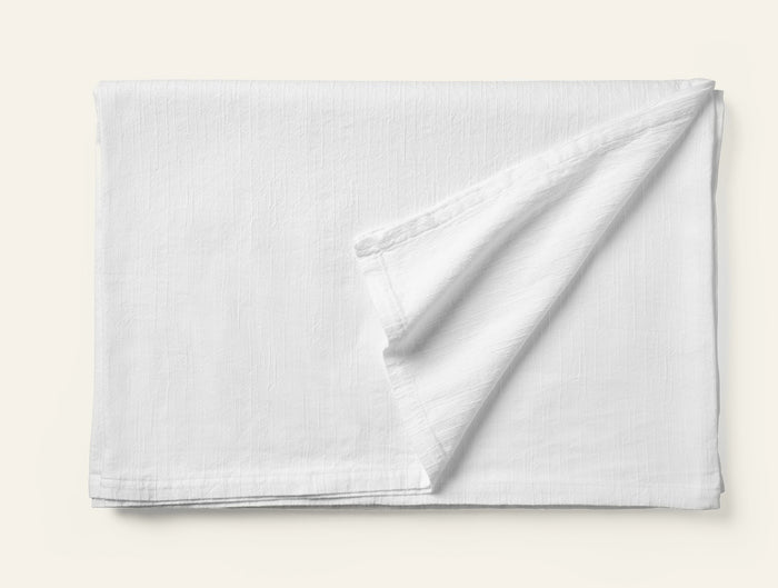 Photo of the Toro Canyon | Tablecloth ensemble.
