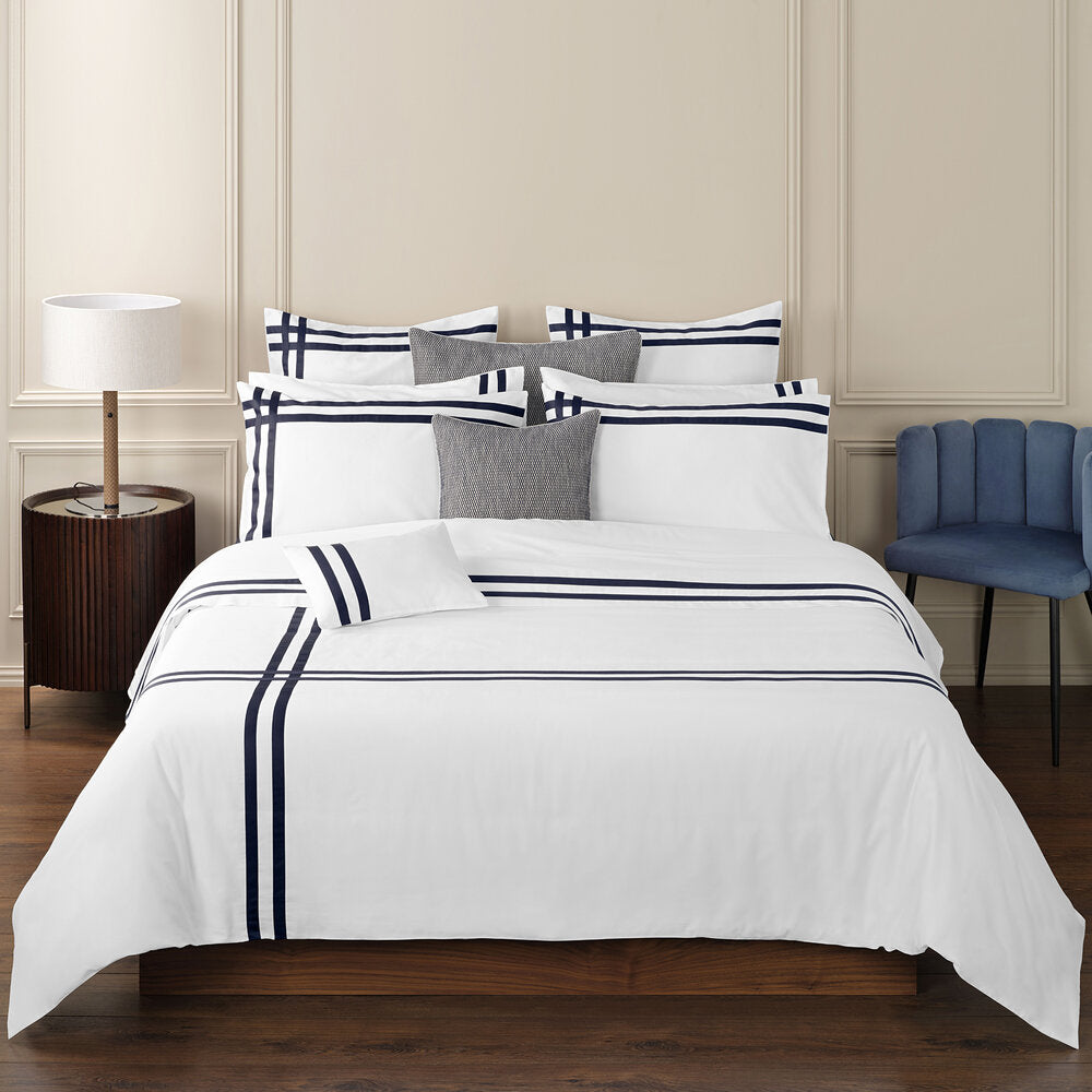 Lusitano by Amalia Home Collection
