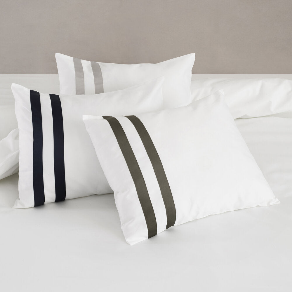 Lusitano by Amalia Home Collection