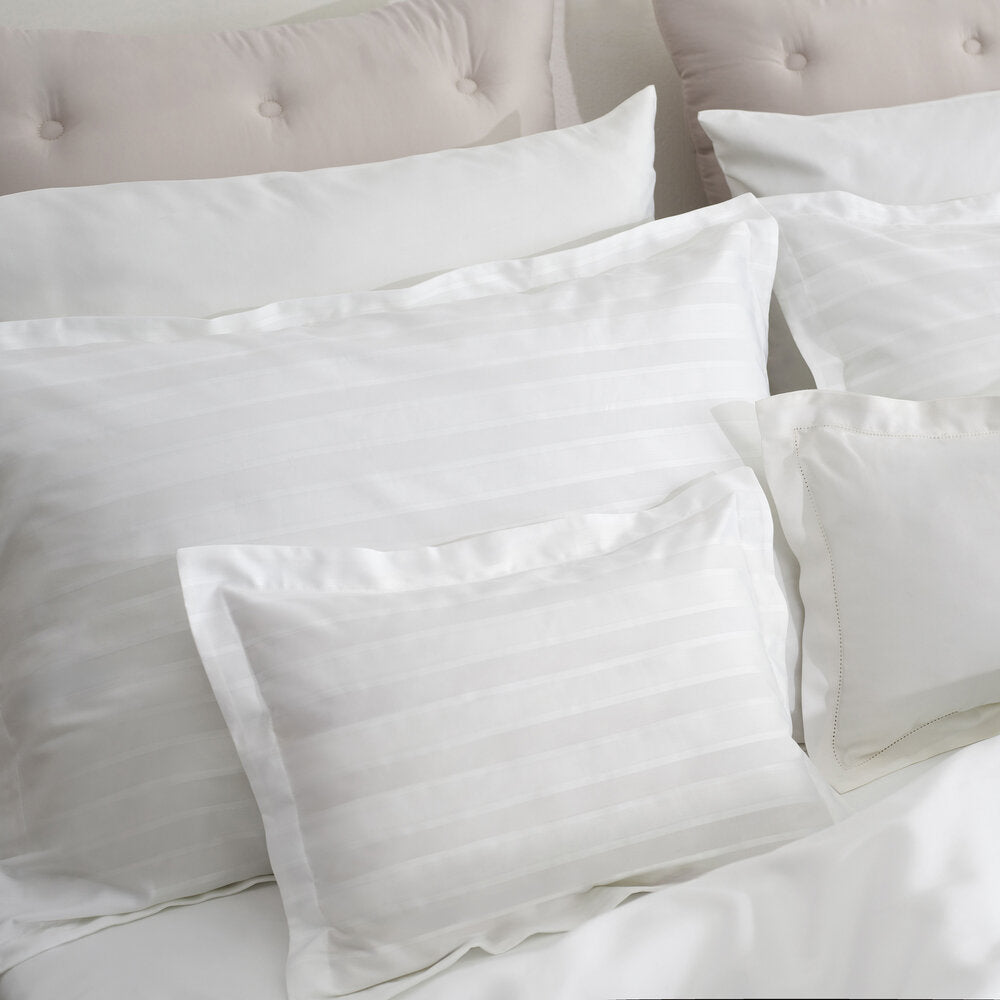 Senda by Amalia Home Collection