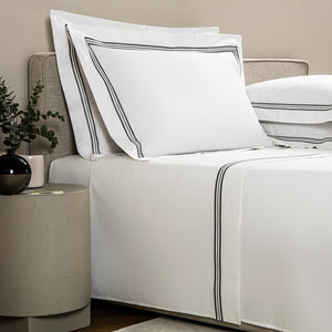 Photo of the Triplo Bourdon | Sheet Set ensemble.
