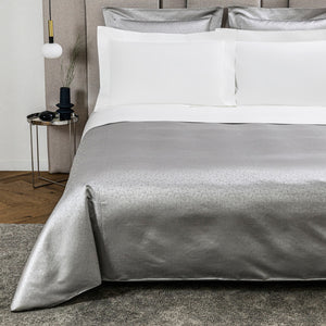 Photo of the Luxe Glowing Weave | Duvet Cover ensemble.