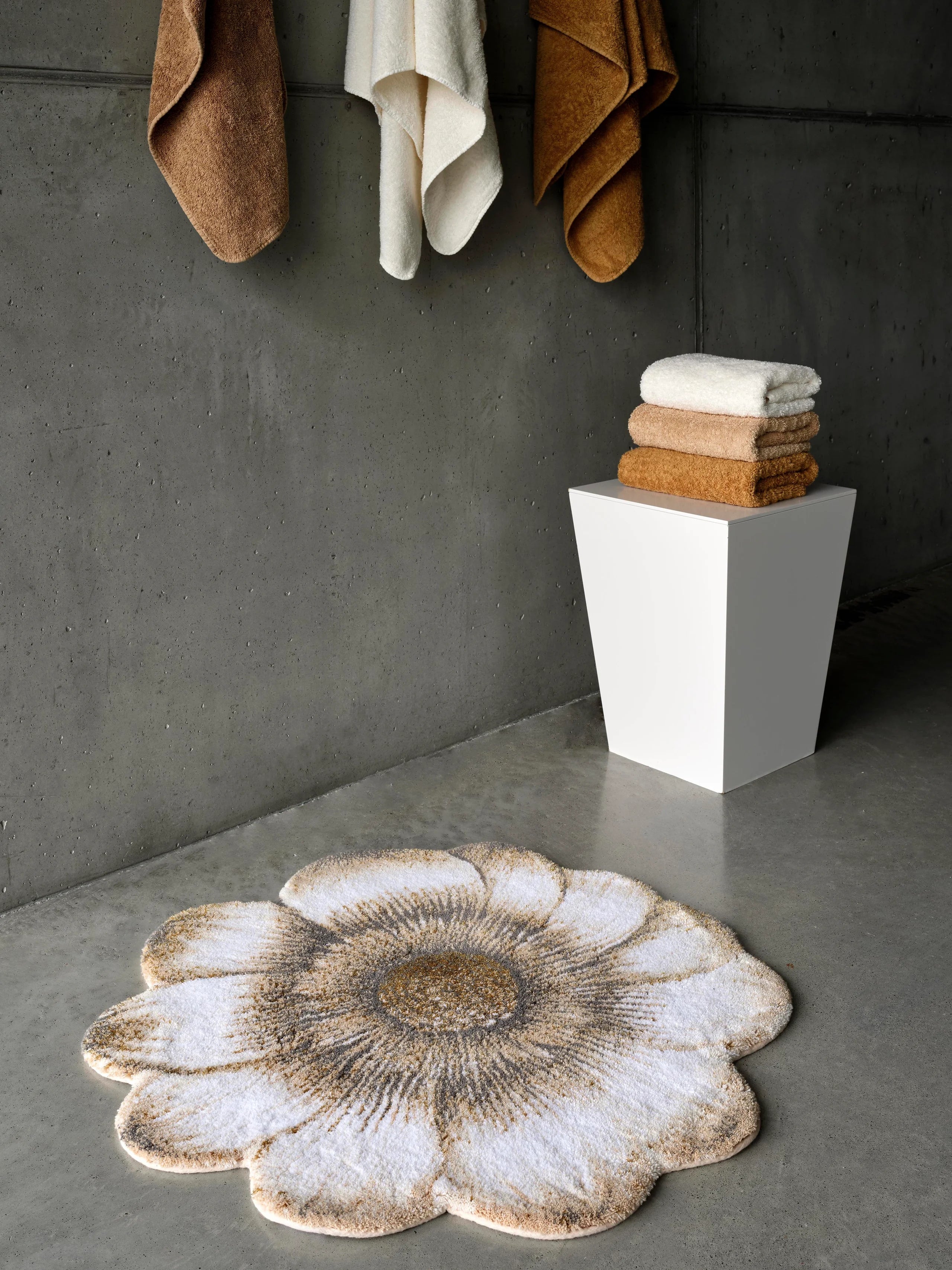 Magnolia | Bath Rug – Linen Society