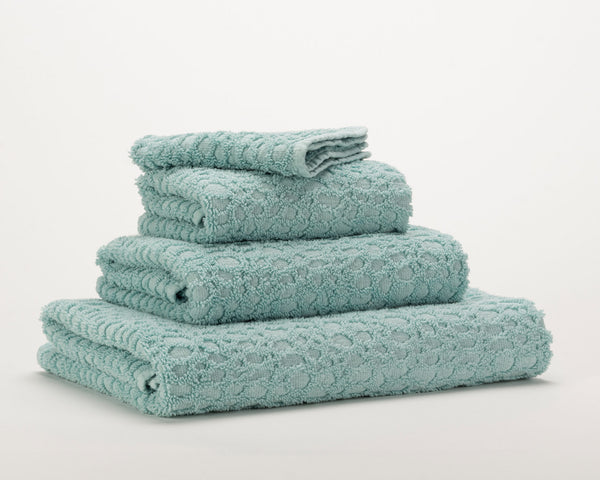 Photo of the Lodge | Hand Towel ensemble.
