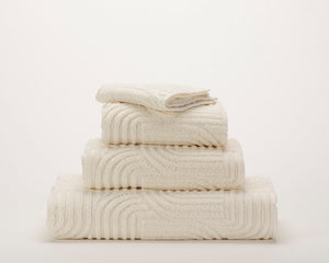 Photo of the Olly | Wash Cloth ensemble.