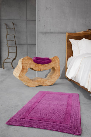 Photo of the Reversible | Standard Bath Rug ensemble.