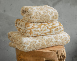 Photo of the Sauvage | Wash Cloth ensemble.