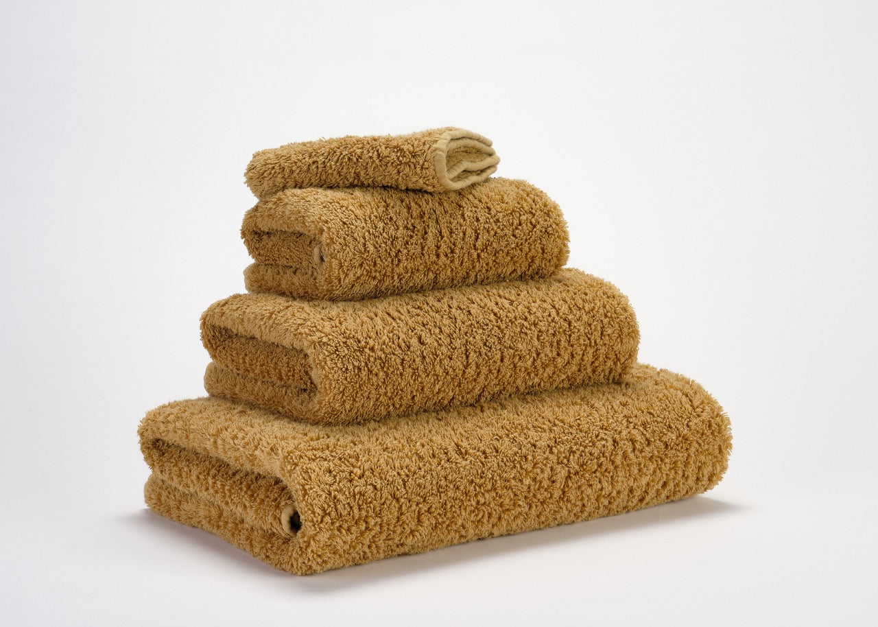 Super Pile Towel by Abyss Habidecor | Bath Towel – Linen Society
