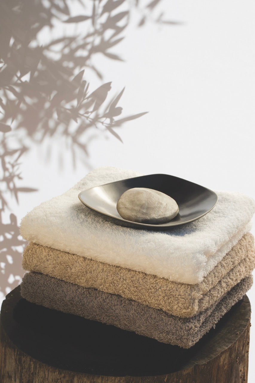 Super Pile Towel by Abyss Habidecor | Bath Towel – Linen Society