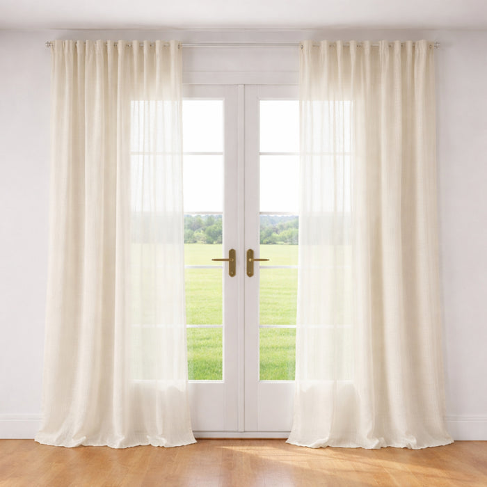 Photo of the Akari | Curtain ensemble.