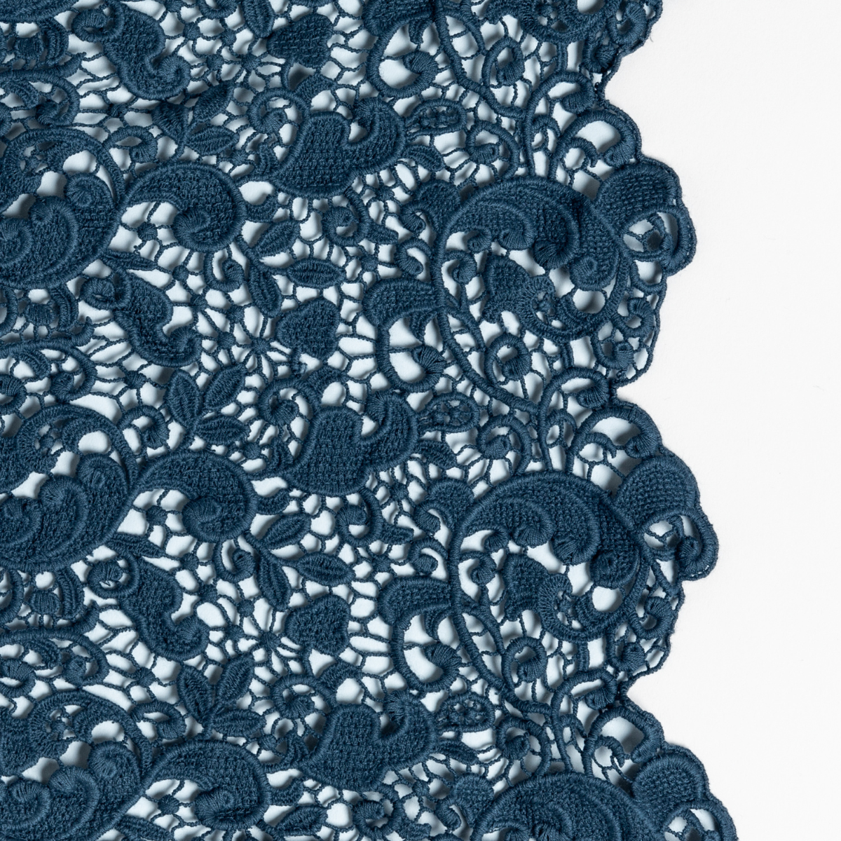 Close-up of Midnight lace trim detail on Bella Notte Allora bed scarf, floral crochet pattern.