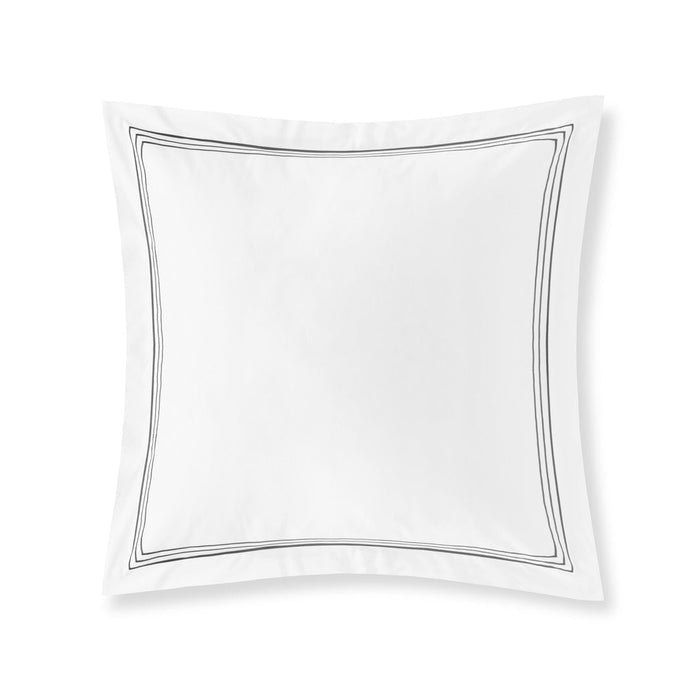 Photo of the Alvorada Euro Sham ensemble.