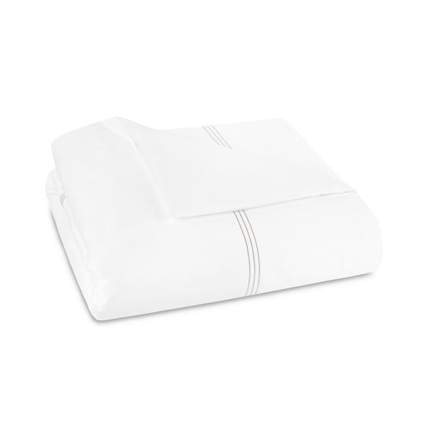 Photo of the Alvorada Duvet Cover ensemble.