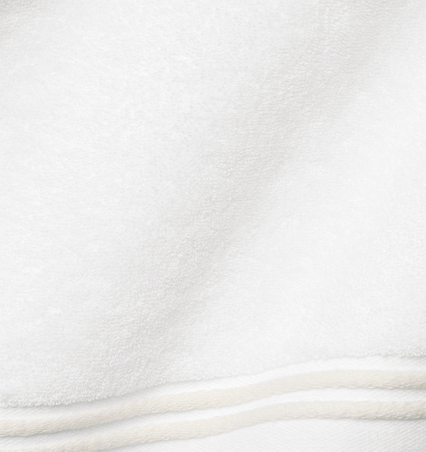 Sferra Aura Nuova | Washcloth White/Ivory
