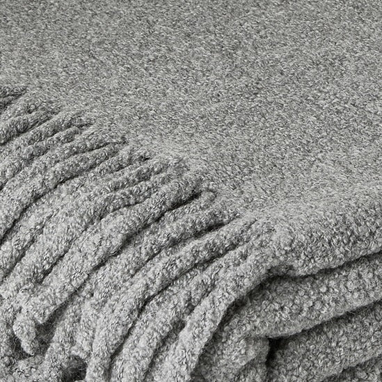 Brenta | Throw