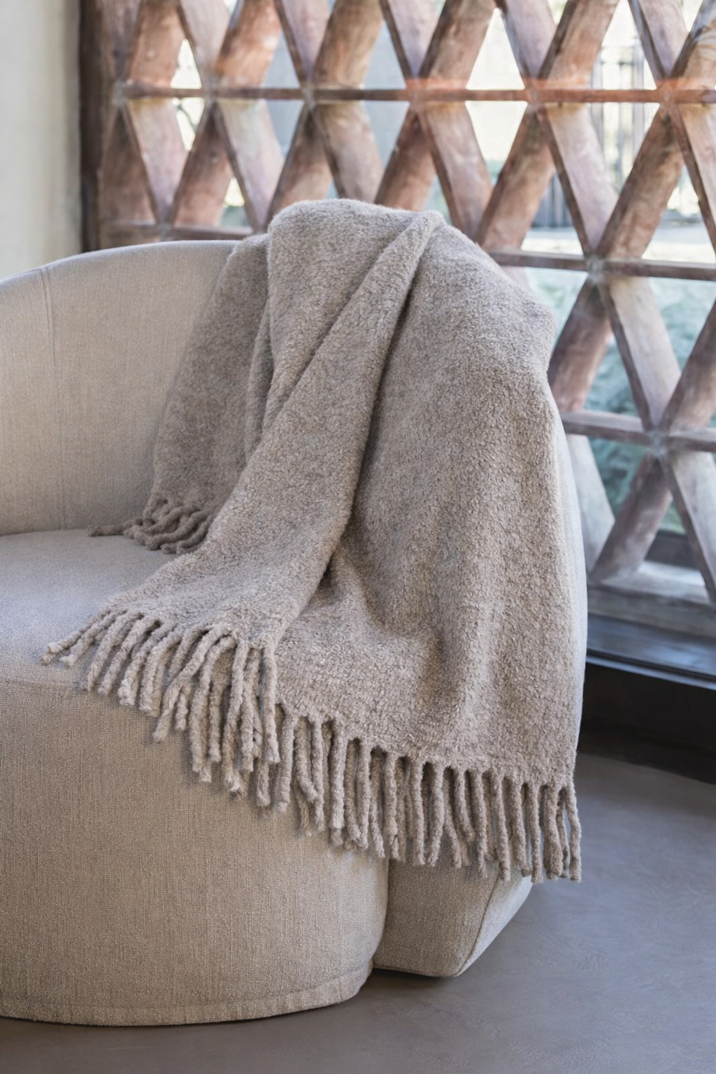 Brenta | Throw