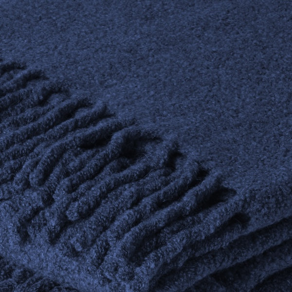 Brenta | Throw