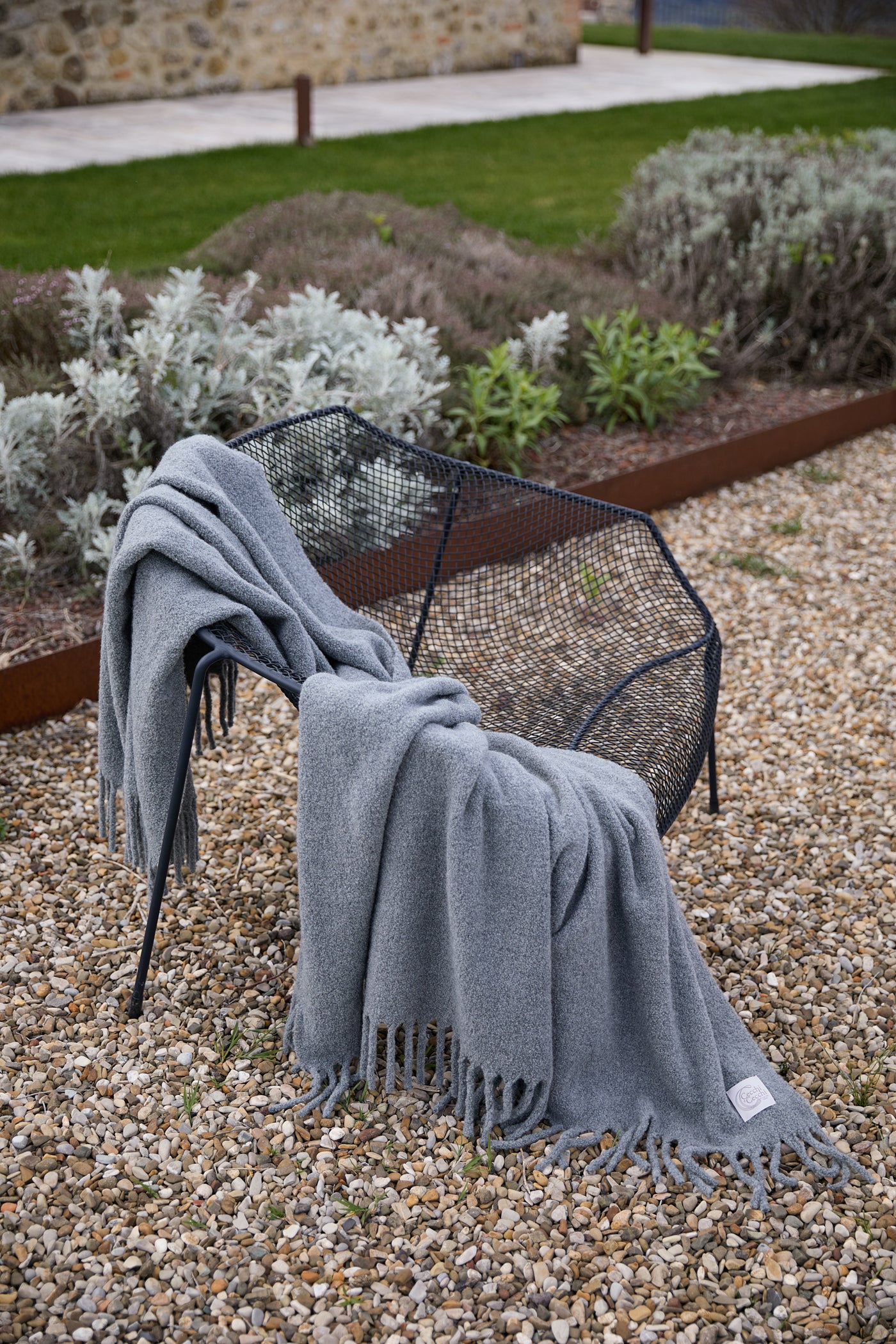 Brenta | Throw