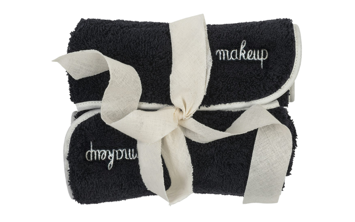 Photo of the Giza | Makeup Towel Set ensemble.