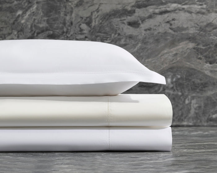 Photo of the Bergamo Hemstitch | Flat Sheet ensemble.