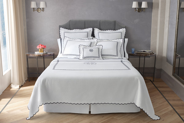 Photo of the Classic Chain Scallop Matelassé | Coverlet ensemble.