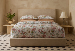 Photo of the Del Tesoro | Duvet Cover ensemble.
