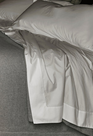 Photo of the Gatsby Hemstitch | Flat Sheet ensemble.