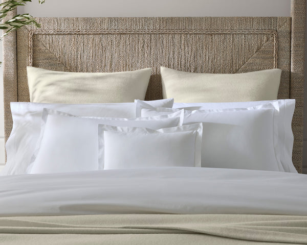 Photo of the Luca Satin Stitch | Fitted Sheet ensemble.